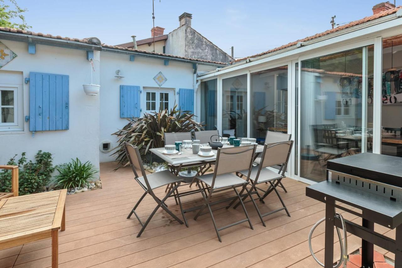 Maison Des Illustres - Welkeys Villa La Rochelle  Esterno foto